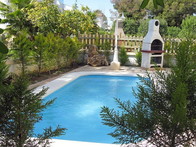 Hotel Neptuno Three Bedroom